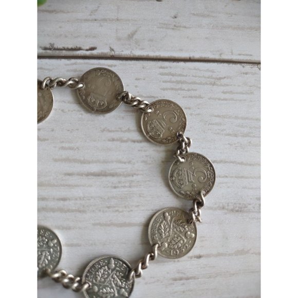 Vintage British Three Pence Silver Coins Dating 1873-1934 Bracelet No Clasp READ - Picture 6 of 10